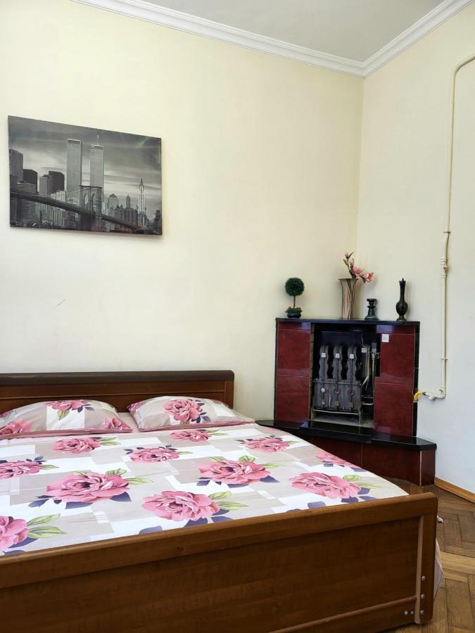 Затишна Оселя Leilighet Lviv Eksteriør bilde